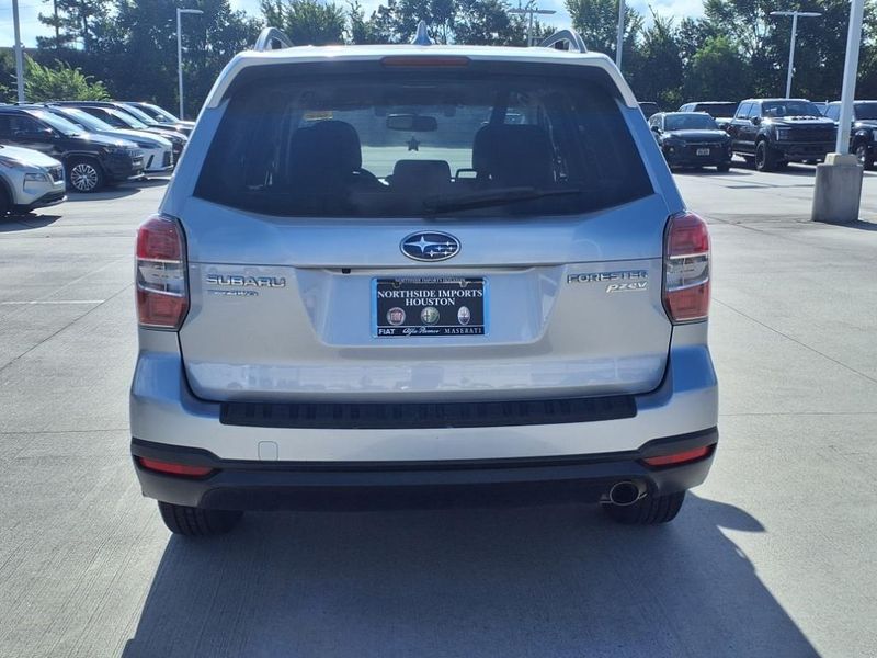 Used 2016 Subaru Forester 2.5i LimitedImage 8