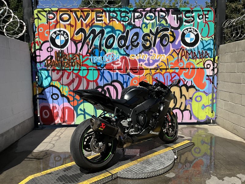 Used 2021 Kawasaki Ninja ZX10R ABS Image 5