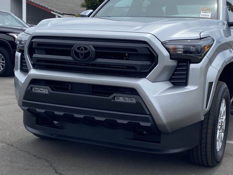 New 2025 Toyota Tacoma SR5Image 7