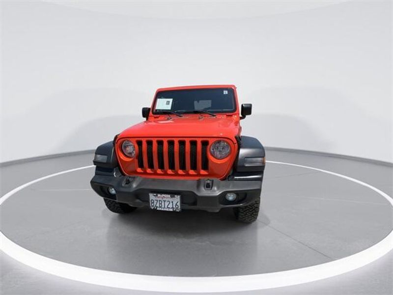 2019 Jeep Wrangler Unlimited Sport S photo 3