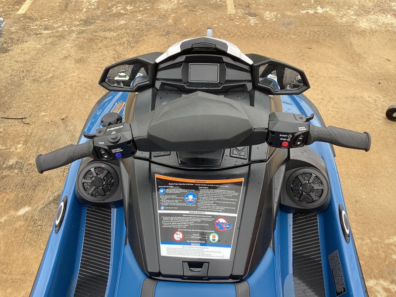 2024 Yamaha VX CRUISER WITH AUDIO DEEPWATER BLUE Image 15