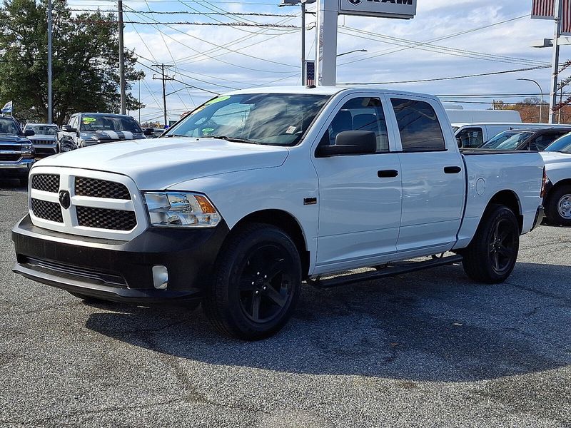 2016 Ram 1500 Express photo 2