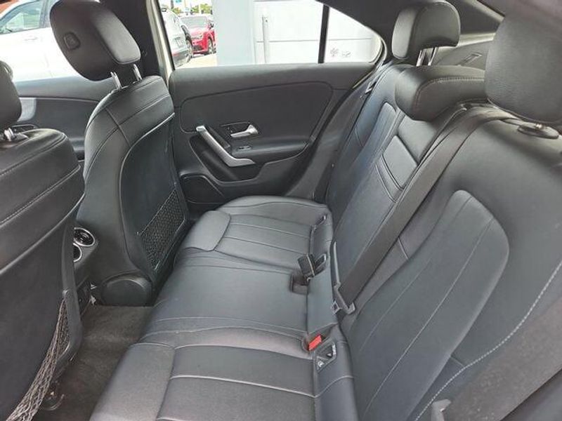 2021 Mercedes Benz A 220 4MATIC photo 17