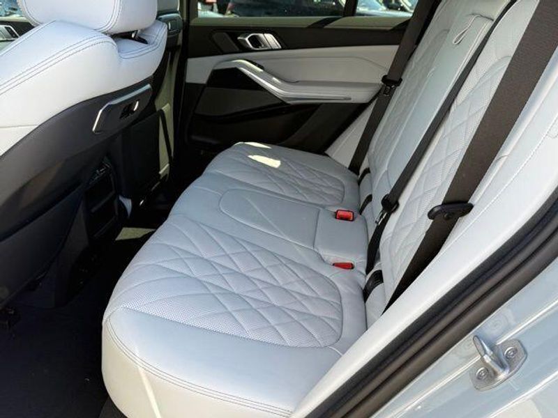 New 2026 BMW X5 sDrive40iImage 27