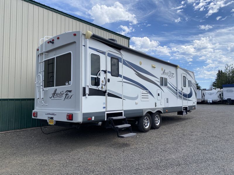 2016 NORTHWOOD ARCTIC FOX 32-A Image 3