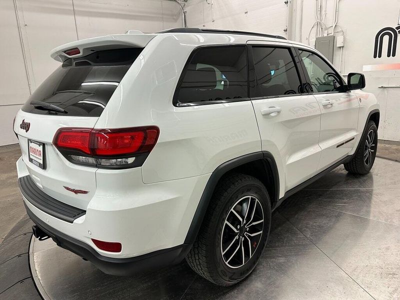 2021 Jeep Grand Cherokee TrailhawkImage 16
