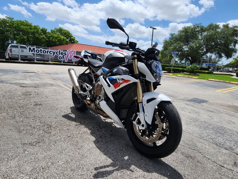 Used 2023 BMW S 1000 R Image 9