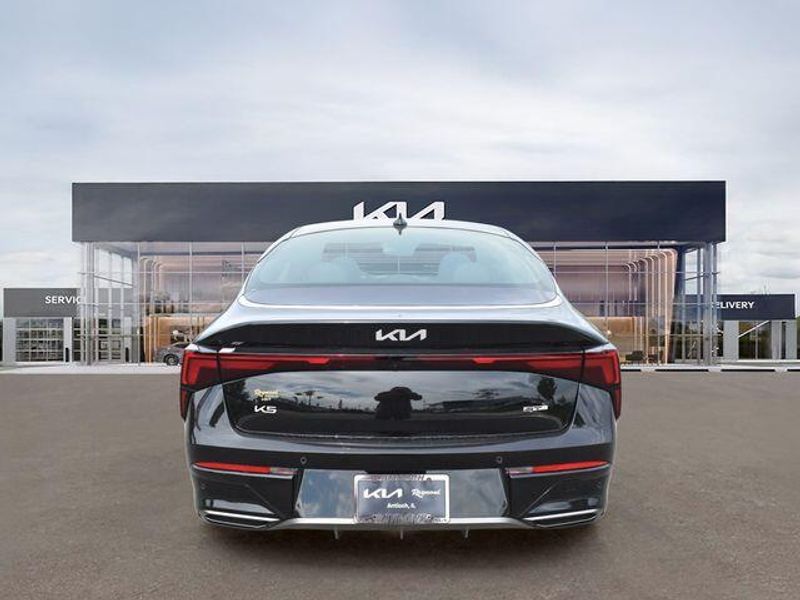 New 2026 Kia K5 GT-LineImage 5