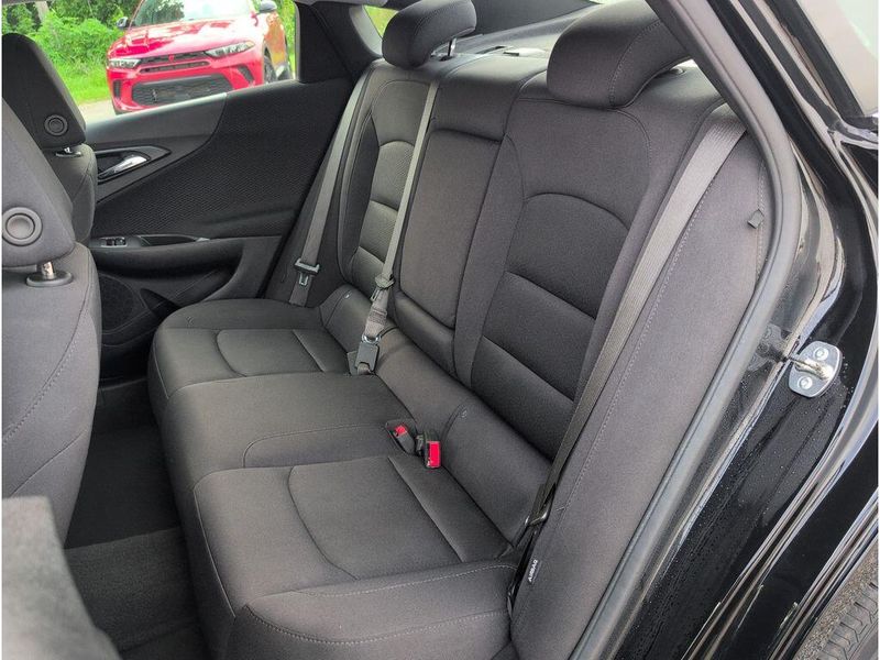 Used 2024 Chevrolet Malibu LTImage 29