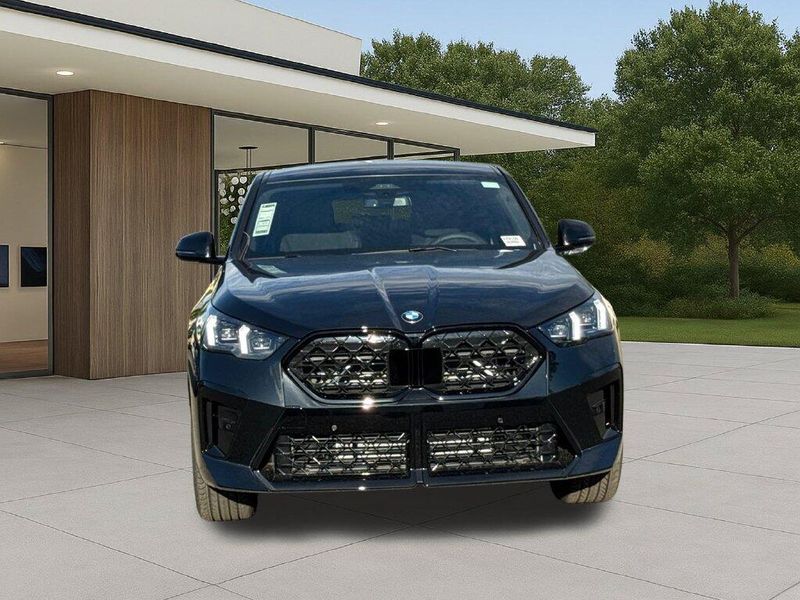 New 2026 BMW X2 xDrive28iImage 4