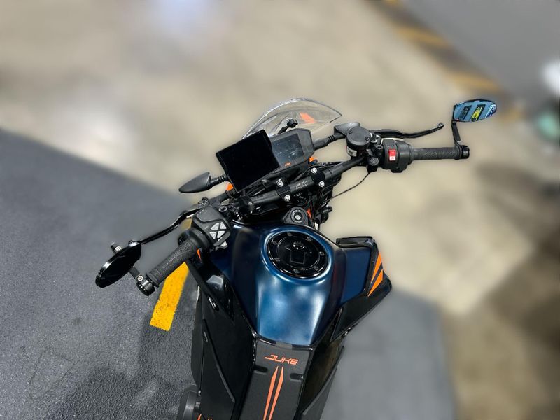 Used 2022 KTM 890 DUKE R Image 23