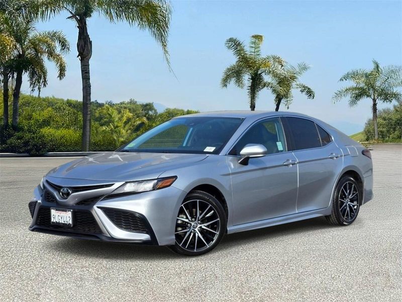 Used 2024 Toyota Camry SE Auto (Natl)