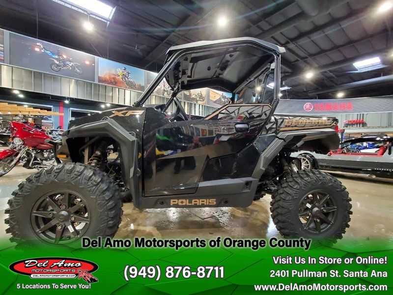 2022 Polaris G22GXD99BJ  in a BLACK CRYSTAL exterior color. Del Amo Motorsports of Orange County (949) 416-2102 delamomotorsports.com 