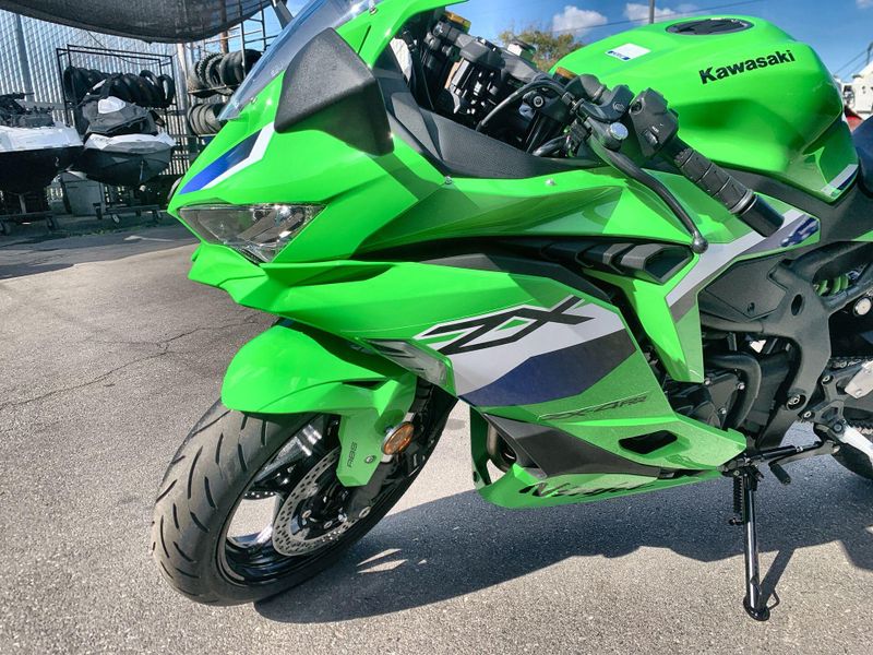 New 2026 Kawasaki NINJA ZX-4RR ABS Image 11