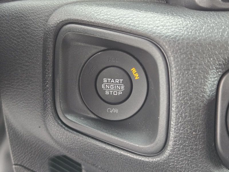 New 2026 Jeep Gladiator Sport S 4x4