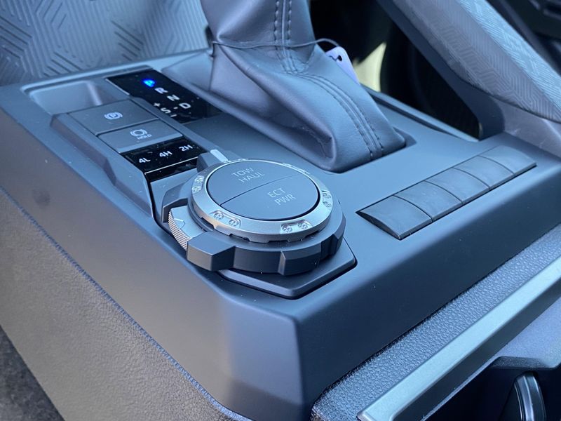 New 2025 Toyota Tacoma SR5Image 19