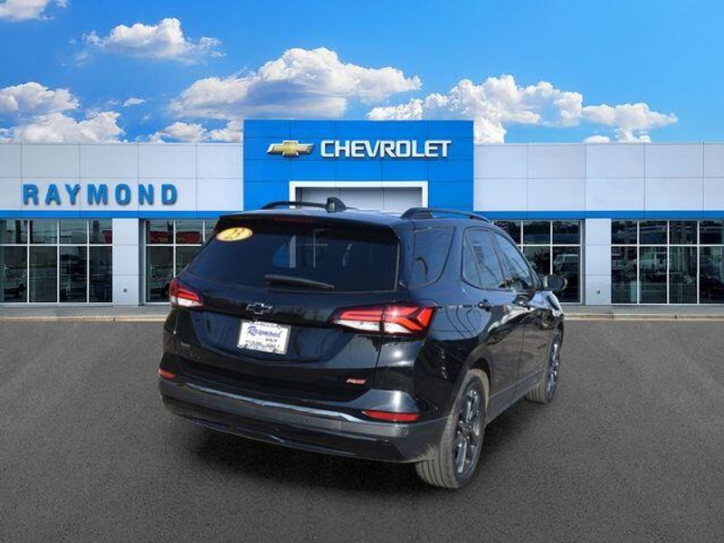Used 2023 Chevrolet Equinox RSImage 4