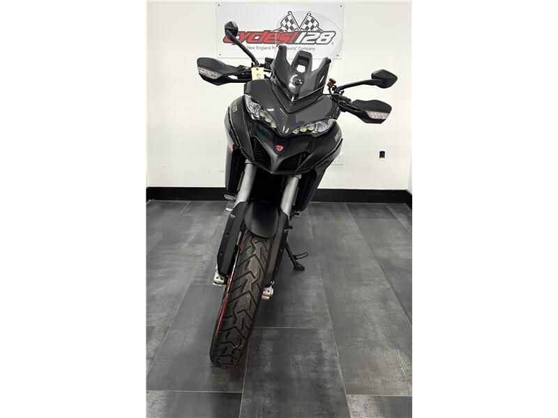 Used 2022 Ducati MULTIS STRADA V2S Image 2