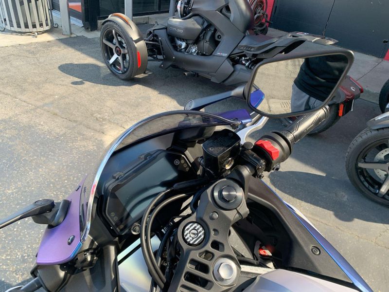 New 2025 Yamaha YZF-R3 ABS Image 21