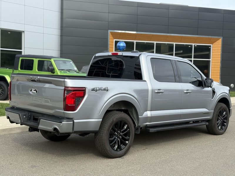 2025 Ford F-150 XLT photo 2