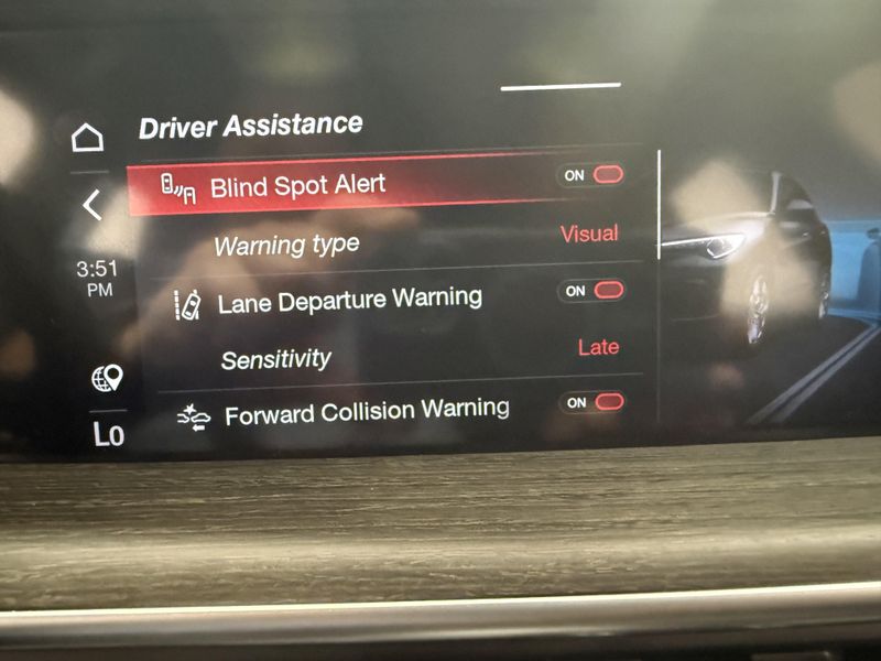 Used 2023 Alfa Romeo Stelvio Ti AWD w/Sunroof & NavImage 20