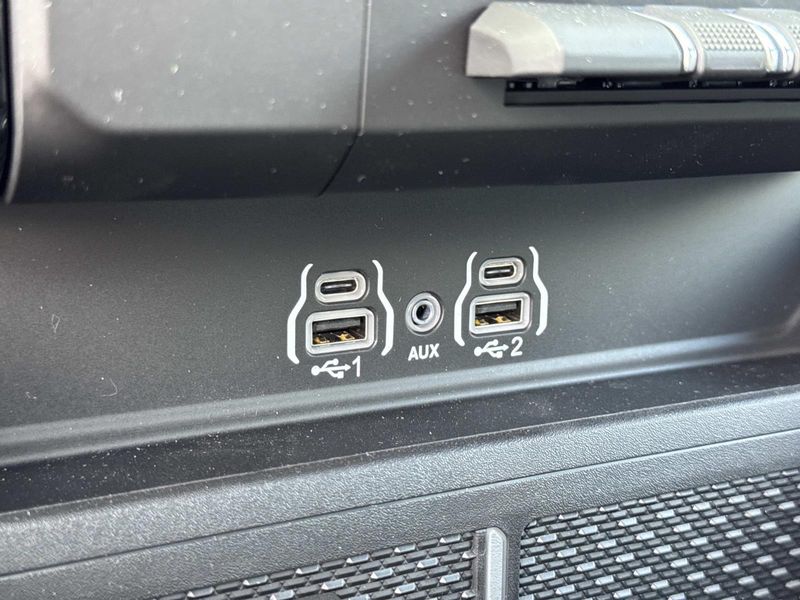 New 2026 RAM 1500 Laramie Crew Cab 4x2 5'7' Box