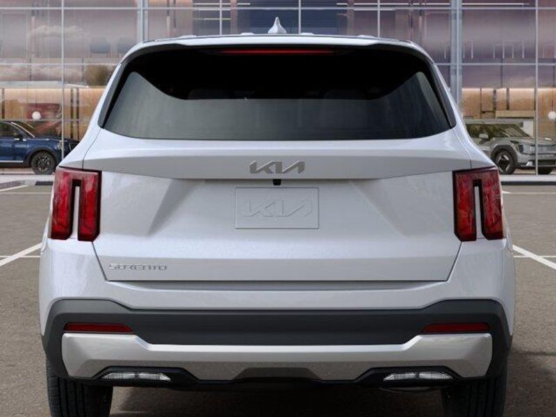 New 2026 Kia Sorento LXImage 14