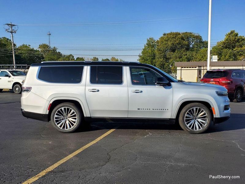 2024 Jeep Grand Wagoneer L III photo 18