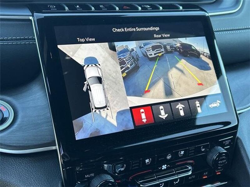 New 2025 Jeep Grand Cherokee Limited 4x4Image 20