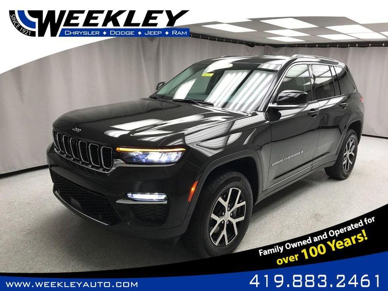 Used 2023 Jeep Grand Cherokee LimitedImage 1