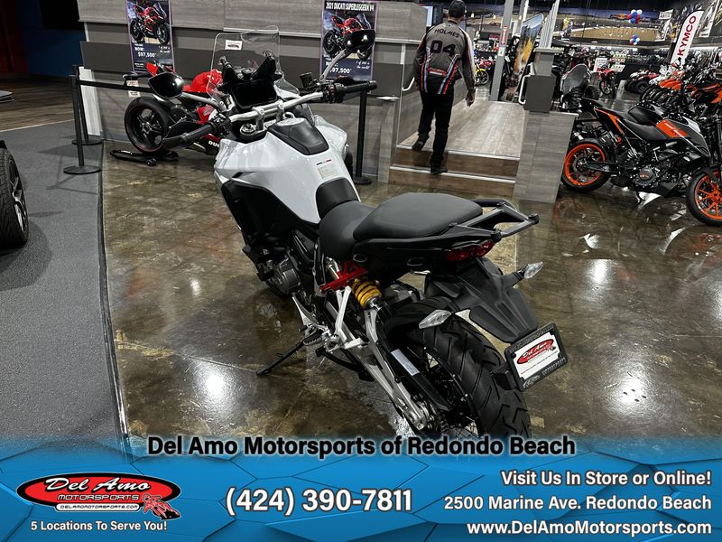 2023 Ducati MULTISTRADA V4 S  in a ICEBERG WHITE exterior color. Del Amo Motorsports of Redondo Beach (424) 304-1660 delamomotorsports.com 