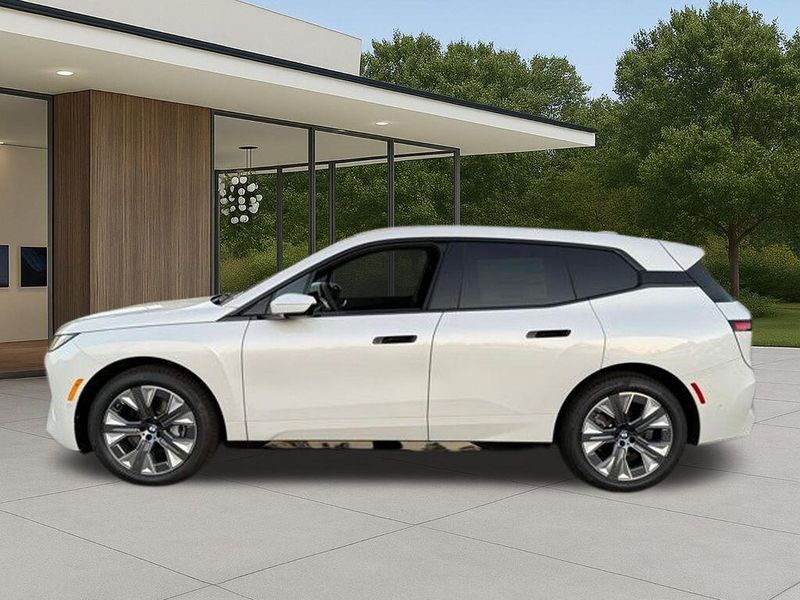 New 2026 BMW iX xDrive45Image 13