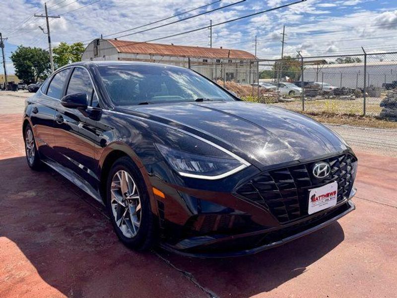 Used 2022 Hyundai Sonata SELImage 3