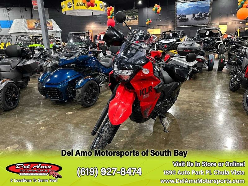 2024 Kawasaki KL650GRFNL-RD1  in a FIRECRACKER RED/METALLIC CARBON GRAY exterior color. Del Amo Motorsports of South Bay (619) 547-1937 delamomotorsports.com 