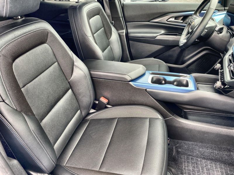 Used 2024 Chevrolet Equinox EV LTImage 26