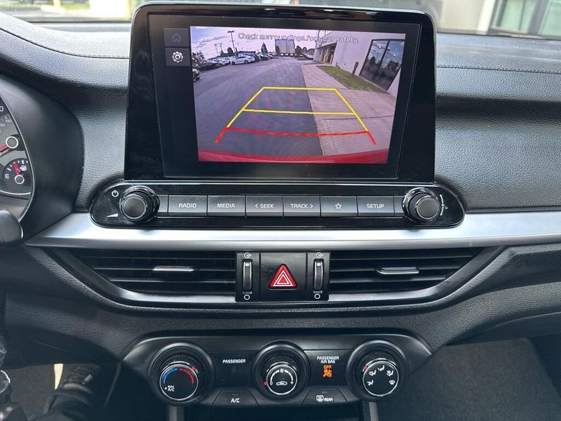 2022 Kia Forte LXSImage 26
