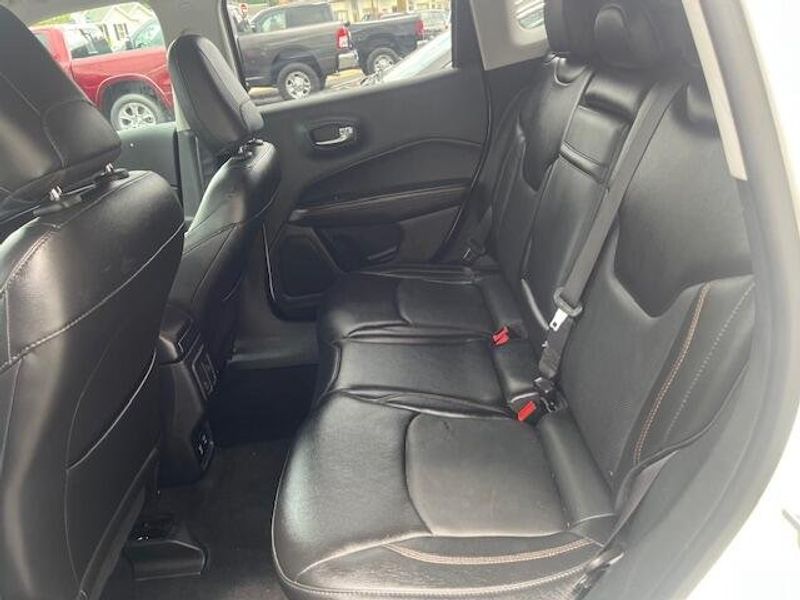 Used 2018 Jeep Compass Image 15