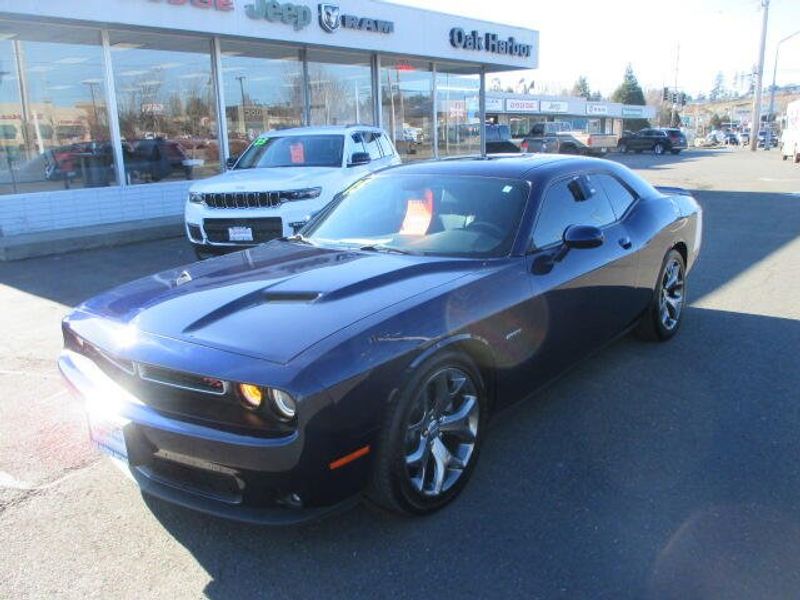 2015 Dodge Challenger R/T PlusImage 2