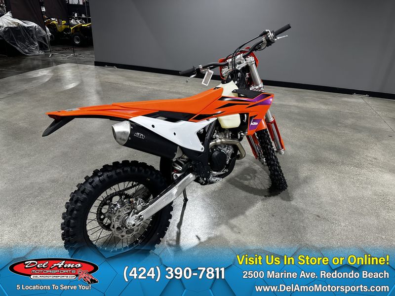 2024 KTM 500 XW-F  in a ORANGE exterior color. Del Amo Motorsports of Redondo Beach (424) 304-1660 delamomotorsports.com 