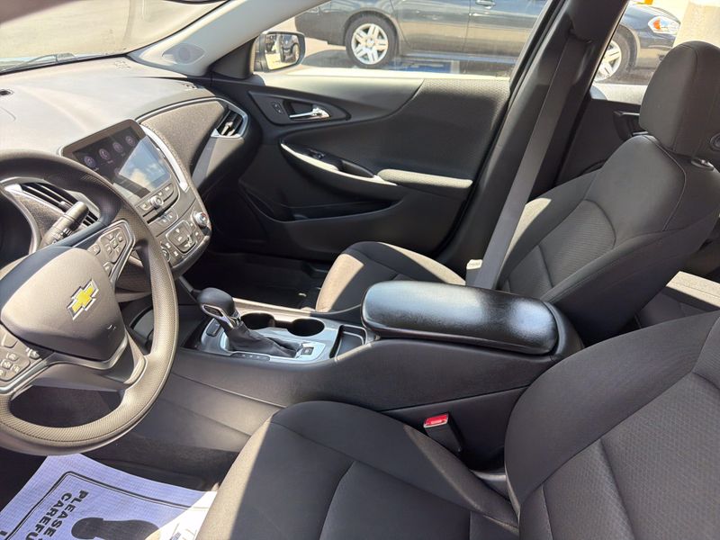 Used 2023 Chevrolet Malibu LSImage 35