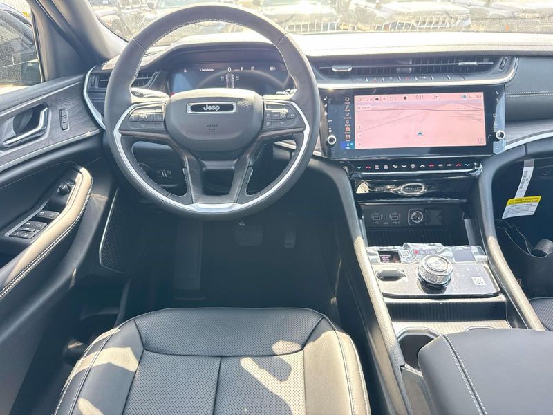 New 2026 Jeep Grand Cherokee Limited Reserve 4x4