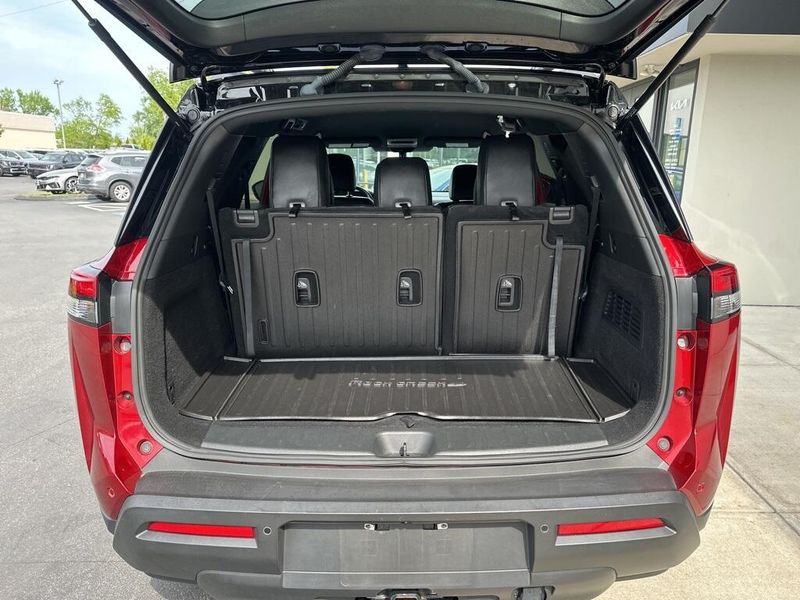 2023 Nissan Pathfinder Rock CreekImage 19