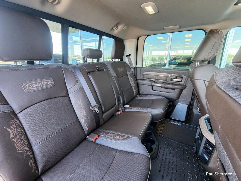 New 2026 RAM 3500 Limited Longhorn Crew Cab 4x4 8' Box