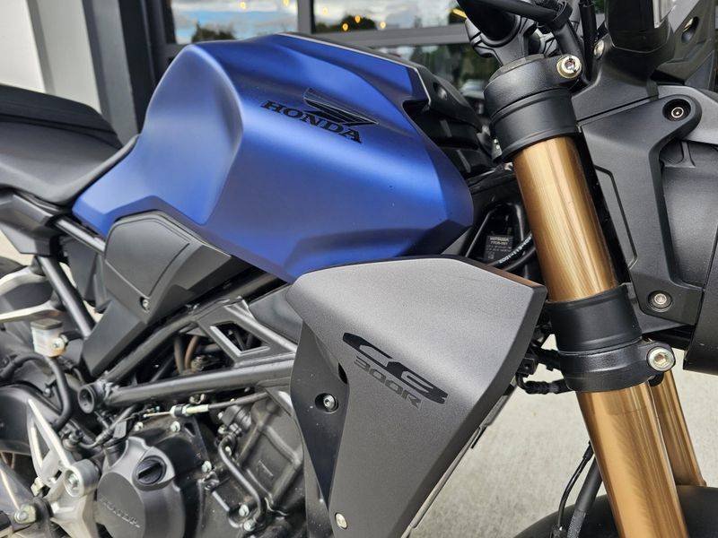 2021 Honda CBR300R ABS