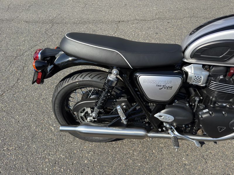 2025 Triumph Bonneville T100 - ICON EDITION 