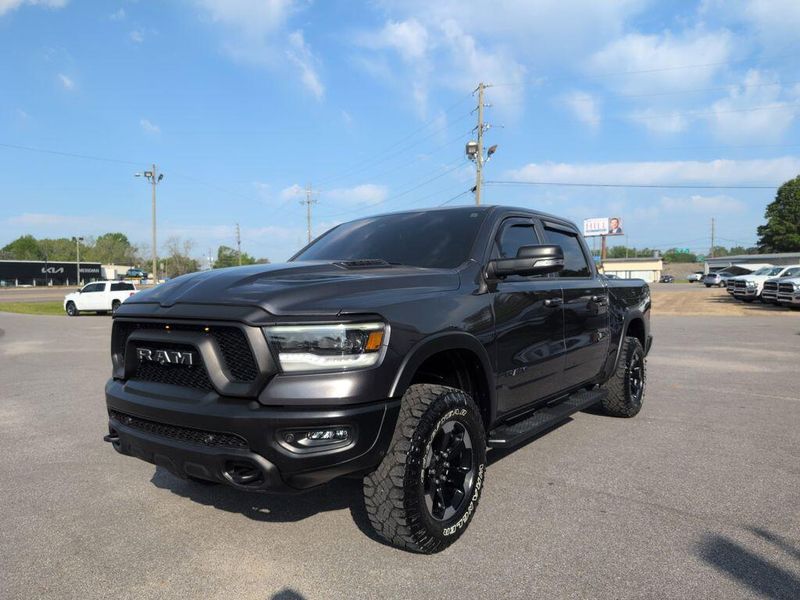 2021 RAM 1500 RebelImage 3
