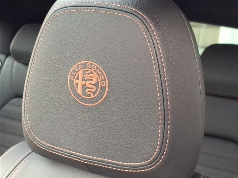 New 2025 Alfa Romeo Stelvio Intensa AwdImage 21