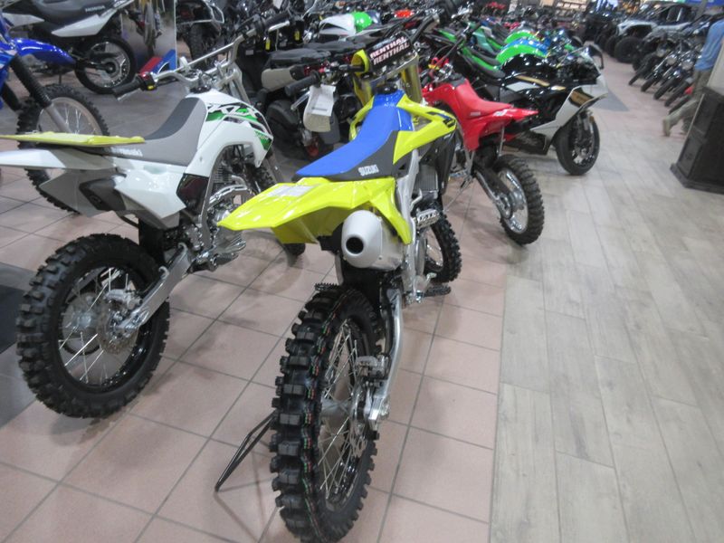 NEW 2027 SUZUKI RM-Z250 Image 7