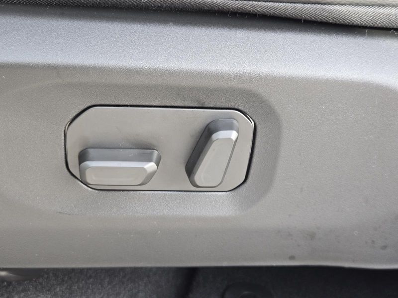 New 2026 Jeep Wrangler 4-door Sahara