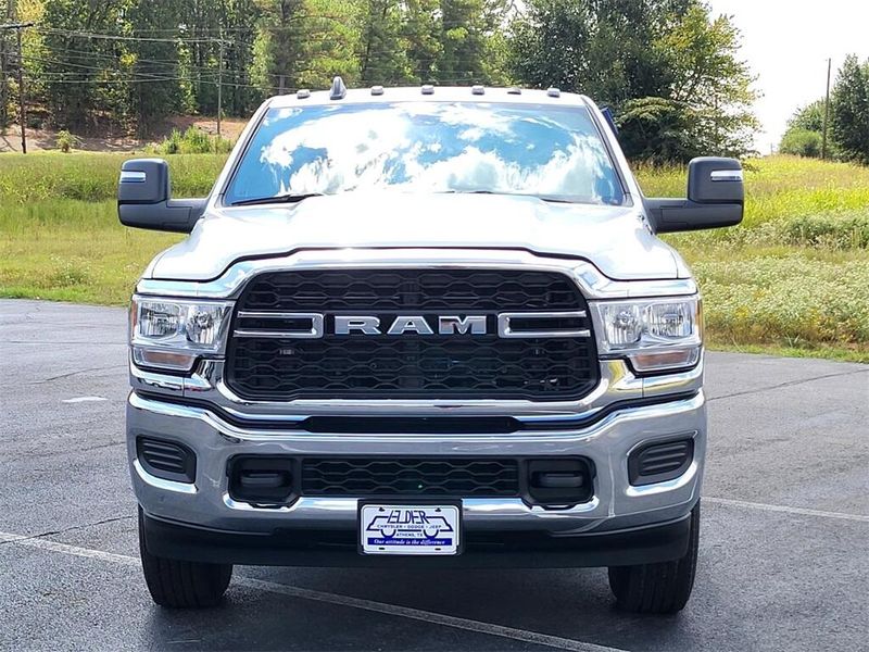 2024 RAM 3500 Tradesman Crew Cab 4x4 8